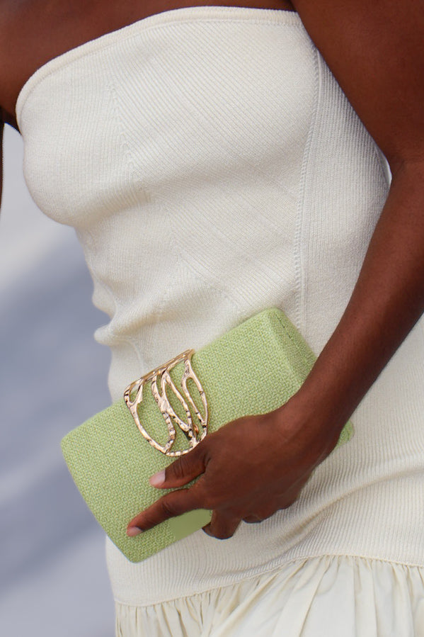EVENING BAGS & CLUTCHES