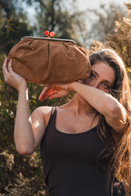 Audrey Clutch